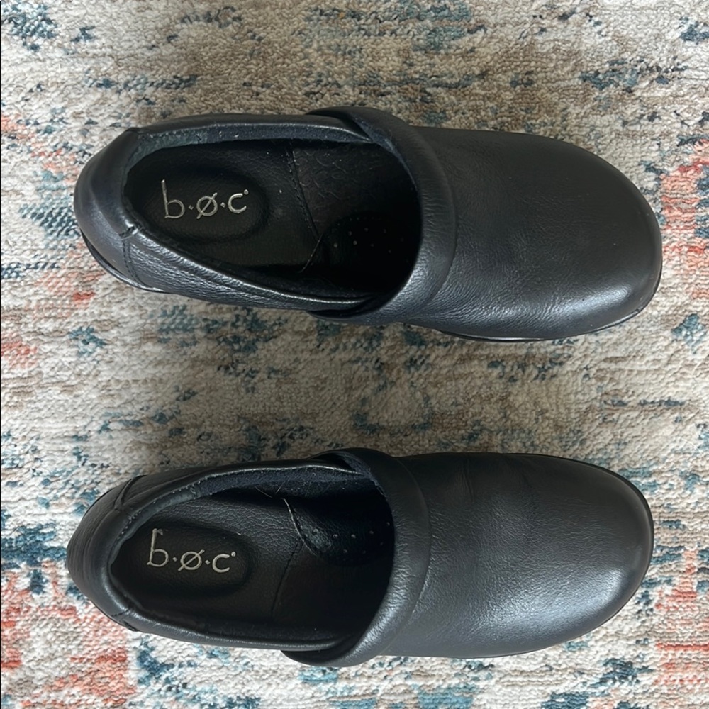 BOC Black Clogs Rounded Toe and Matte Finish